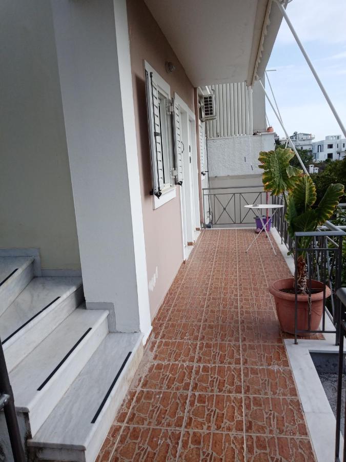 Jusmine Apartments Chalkís Dış mekan fotoğraf